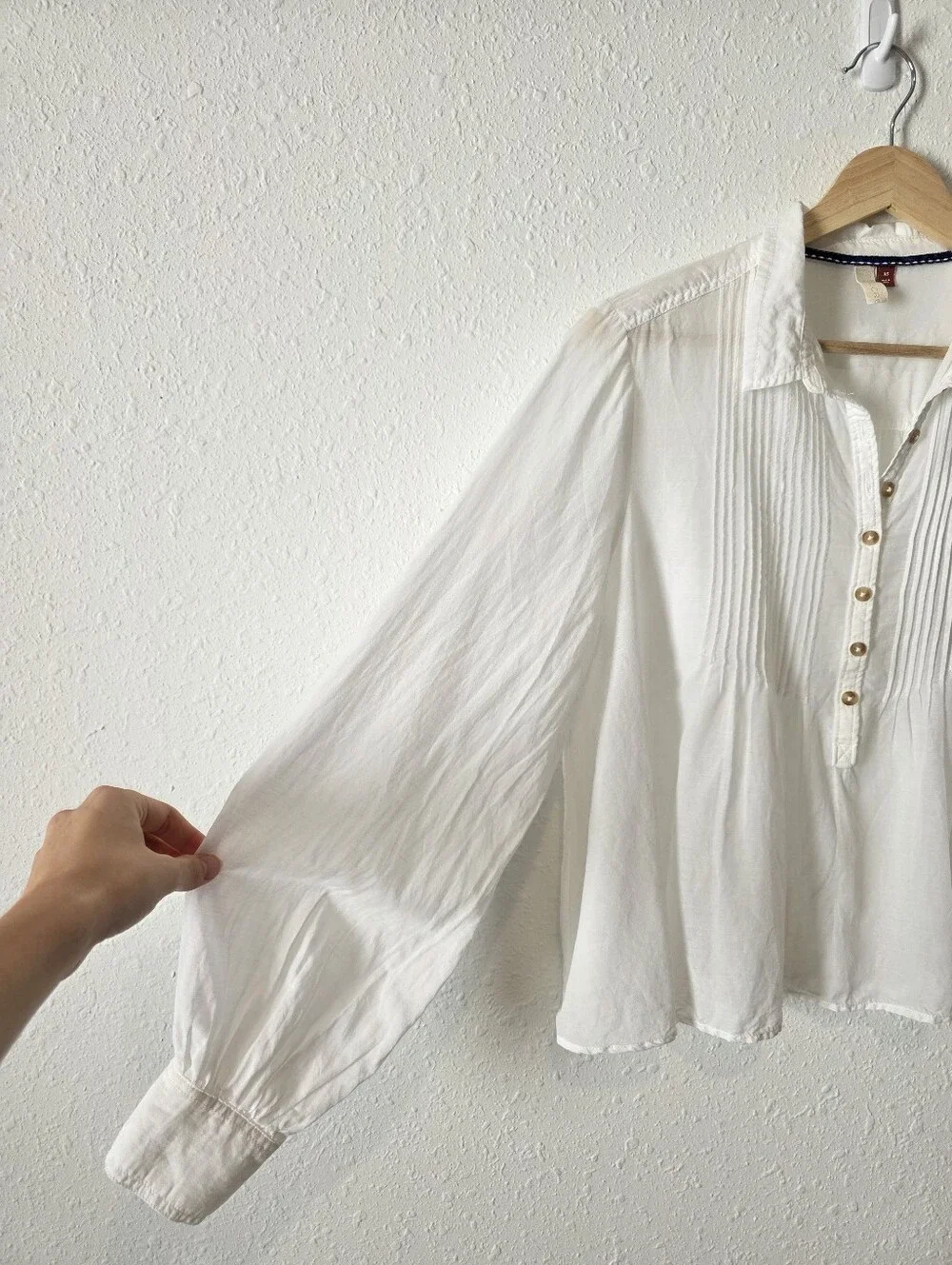 Anthropologie Pilcro White Puff Sleeve Relaxed Top XS